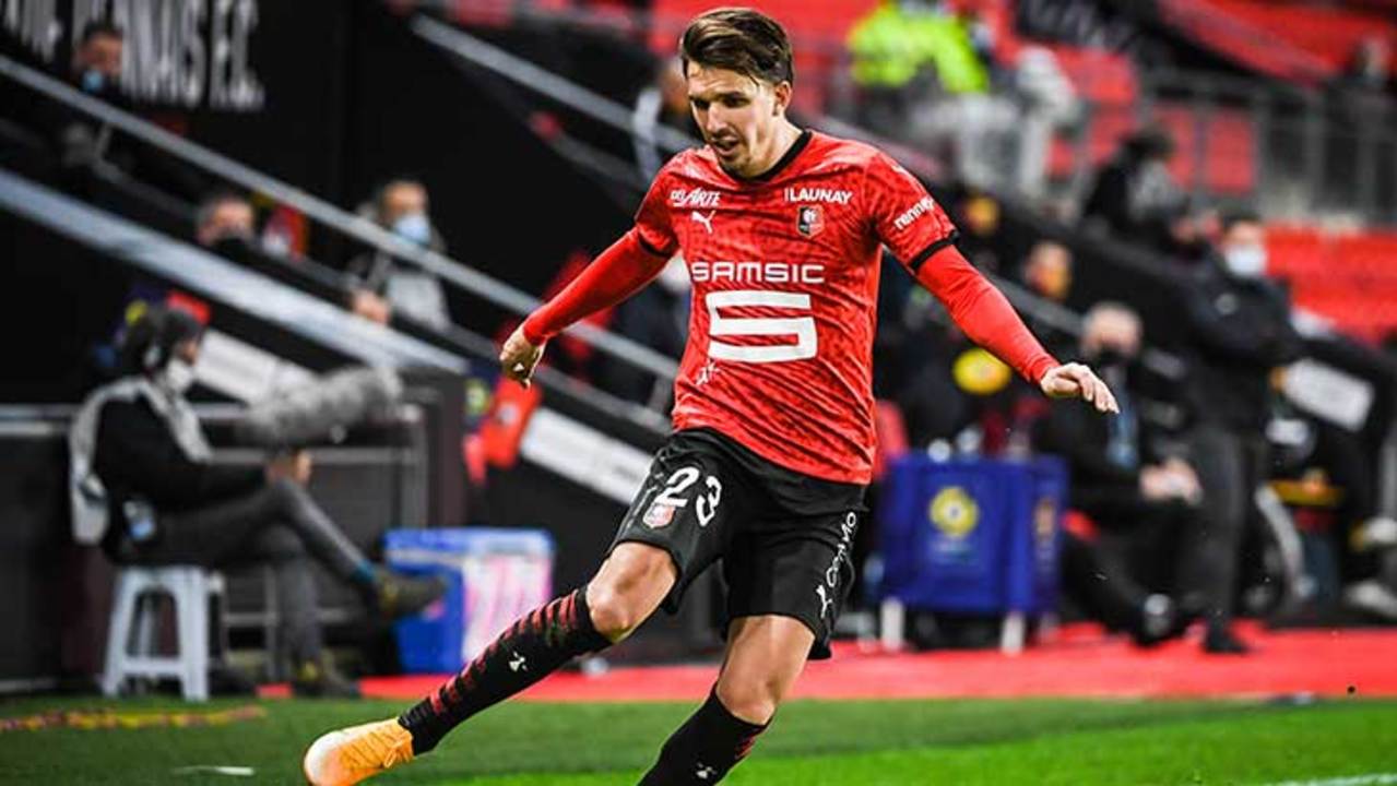 adrien-hunou-rennes-action