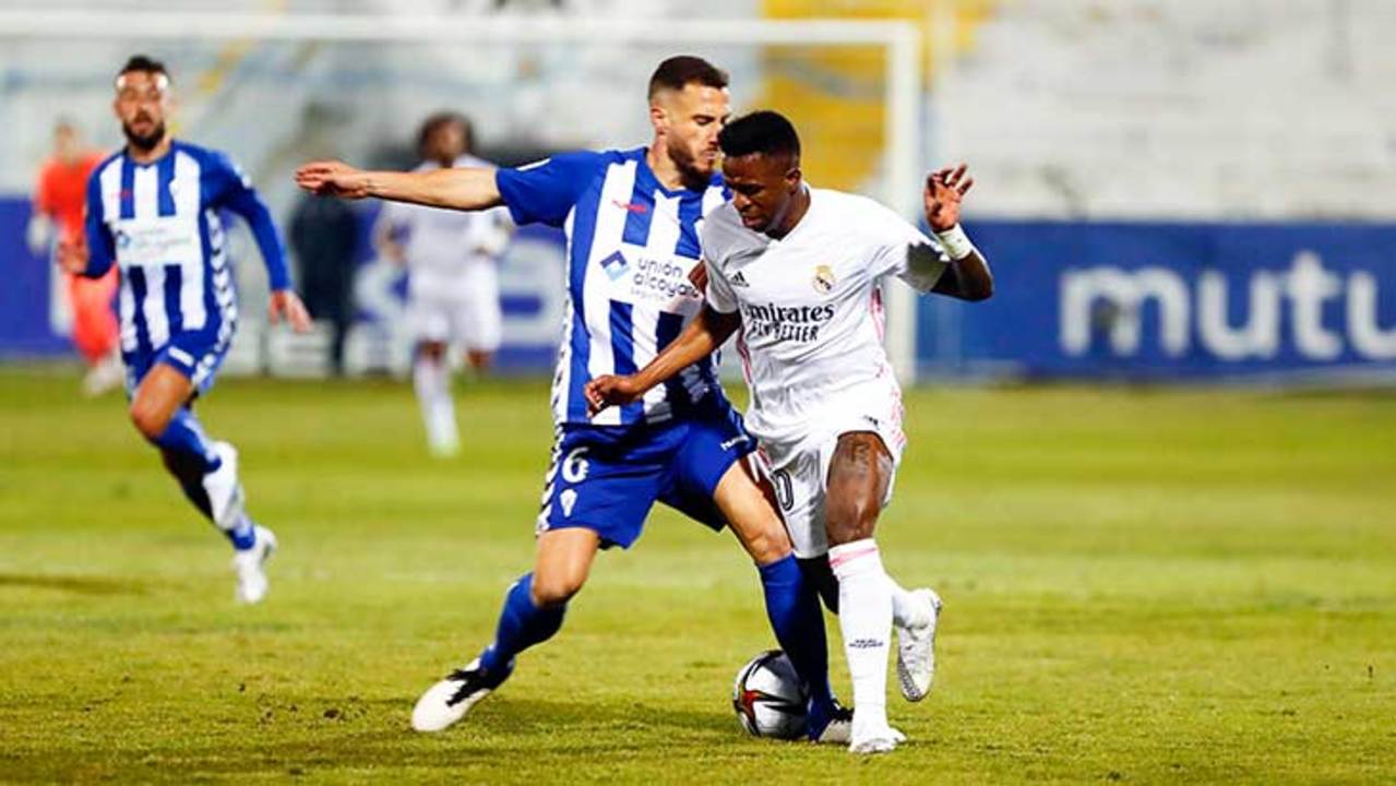 alcoyano-real-vinicius