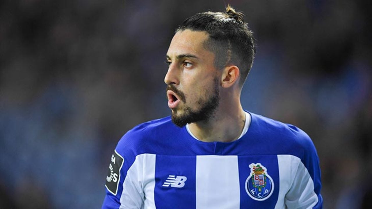 alex-telles-porto