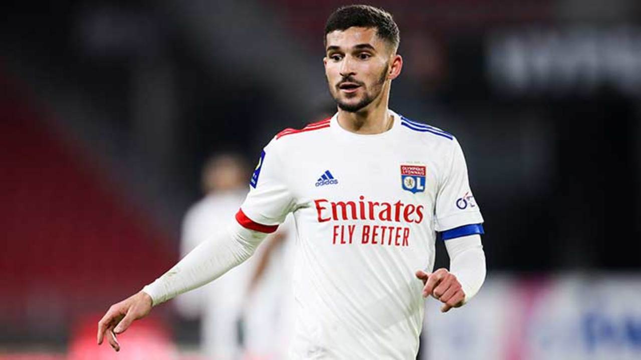 Mercato : la Juventus réactive la piste Aouar, l'OM pense à un joueur d'Angers !
