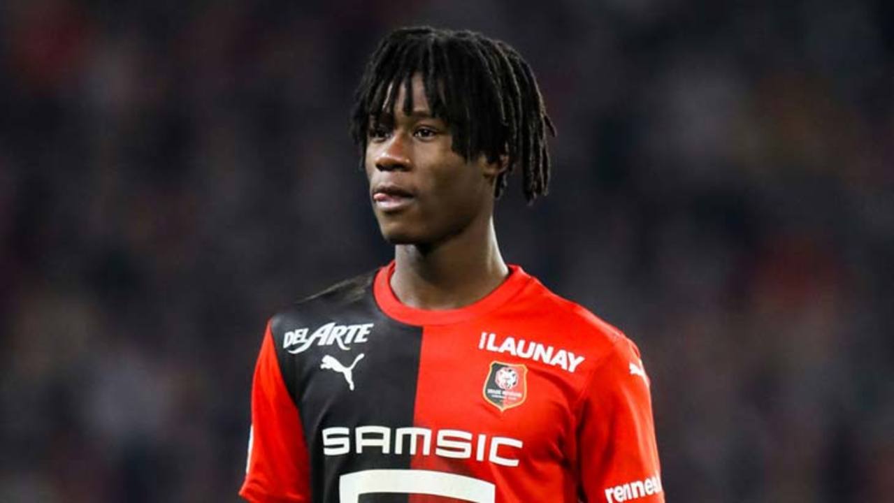 camavinga-buste-rennes
