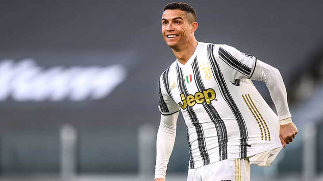 cristiano-juve-naples-maillot