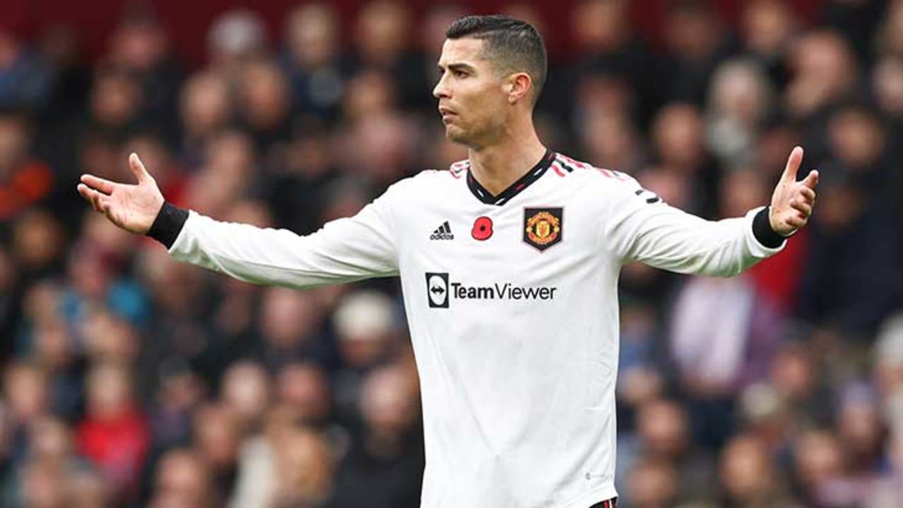 cristiano-ronaldo-bras-blanc-new