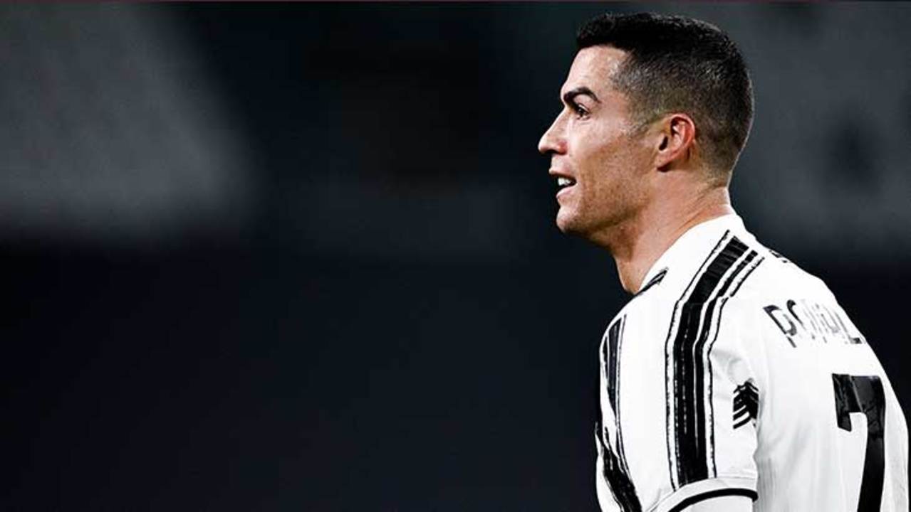 cristiano-ronaldo-cote-juventus-2021