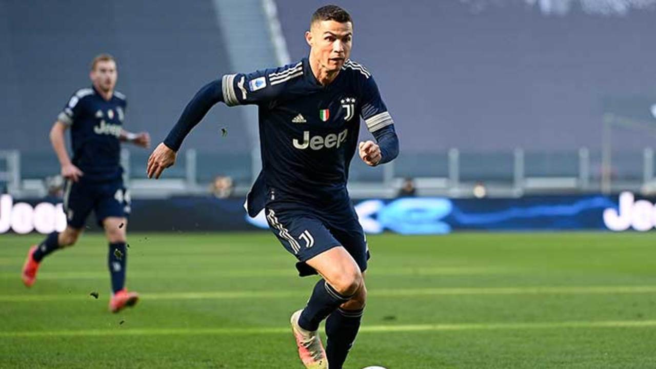 cristiano-ronaldo-juventus-benevento-conduite