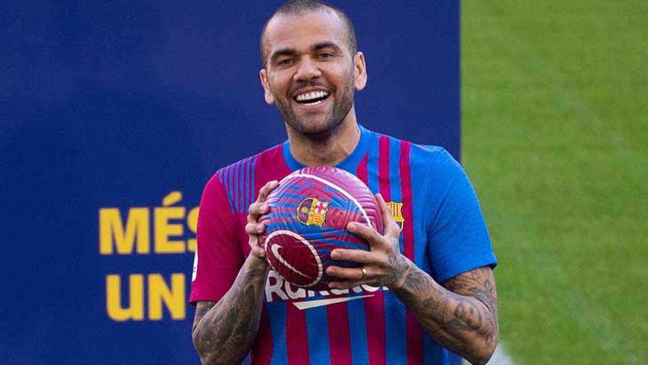 dani-alves-barca-sourire-new