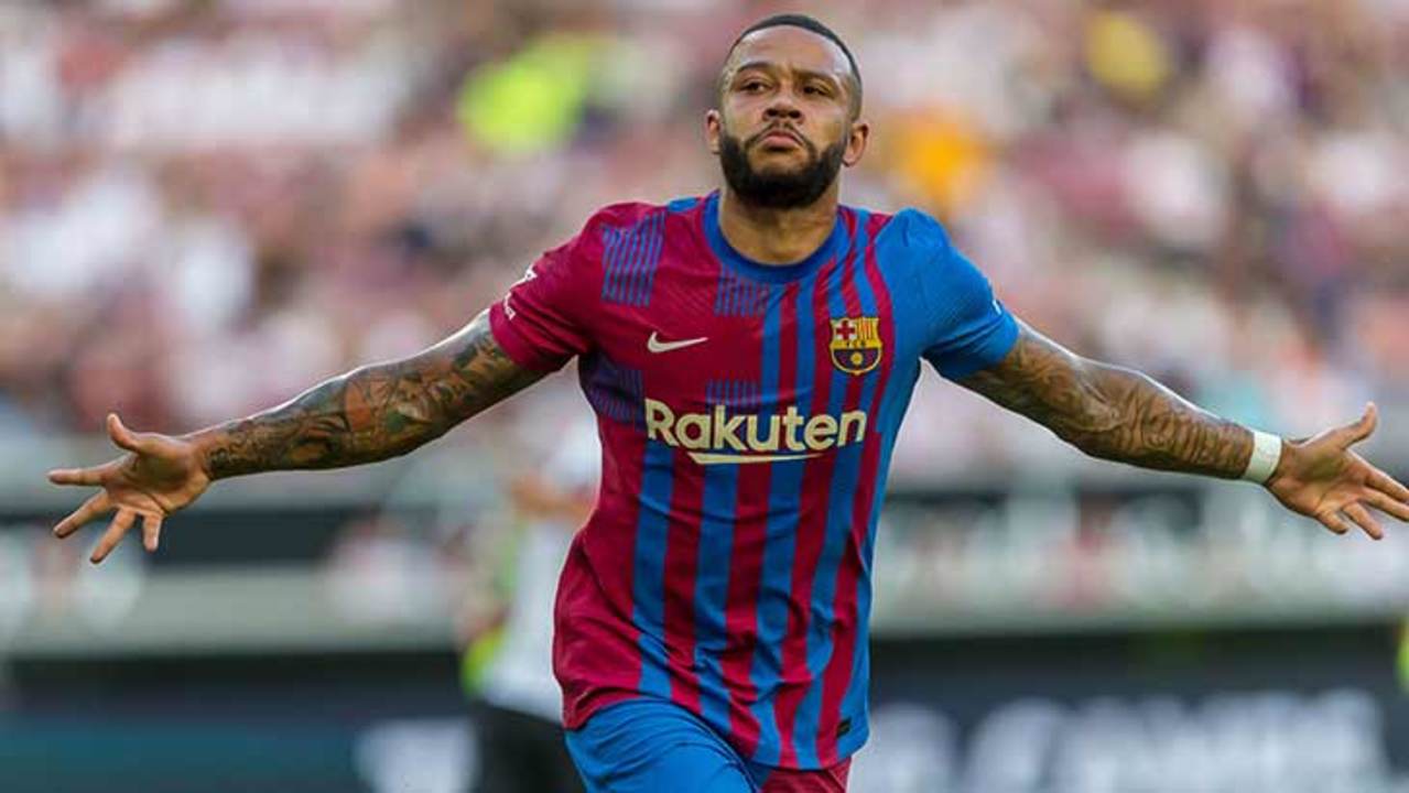 depay-barca-celebration-bras