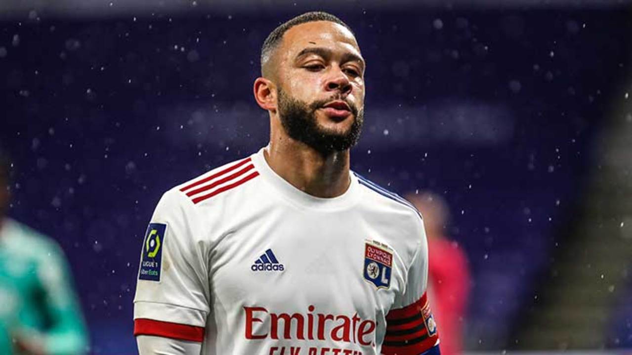 depay-capitaine-lyon-2021-pluie