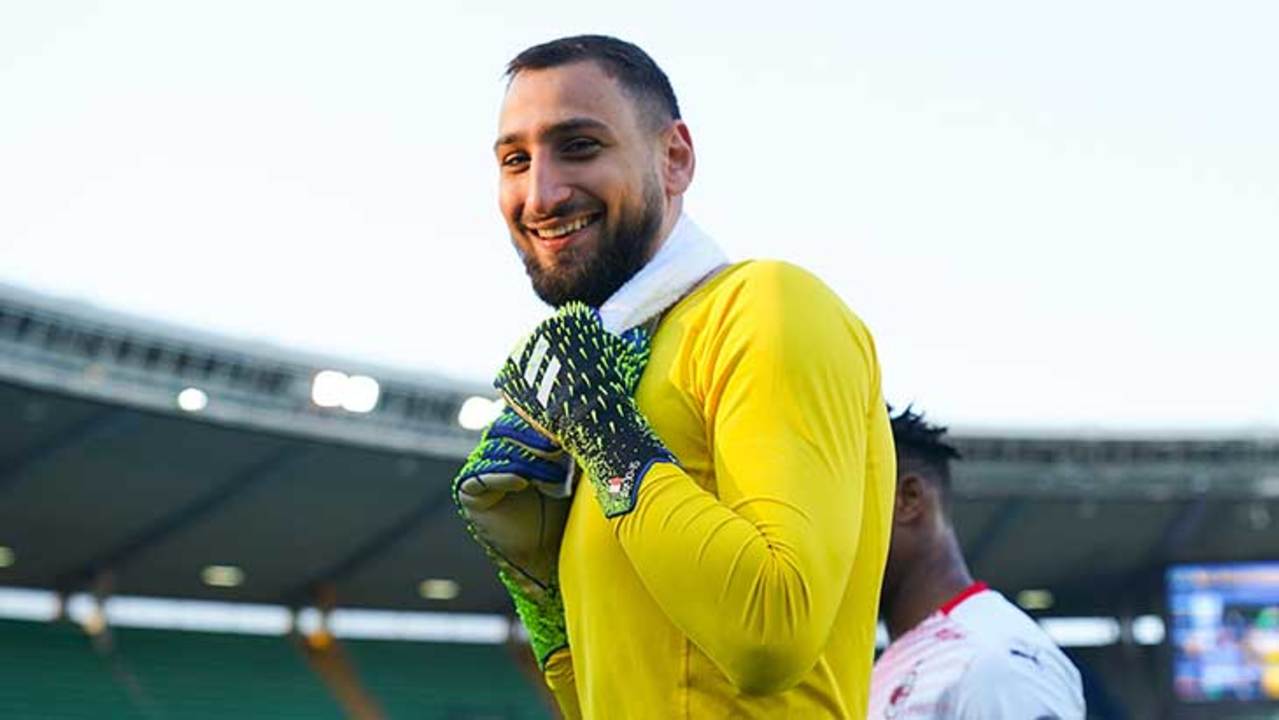 donnarumma-sourire-jaune