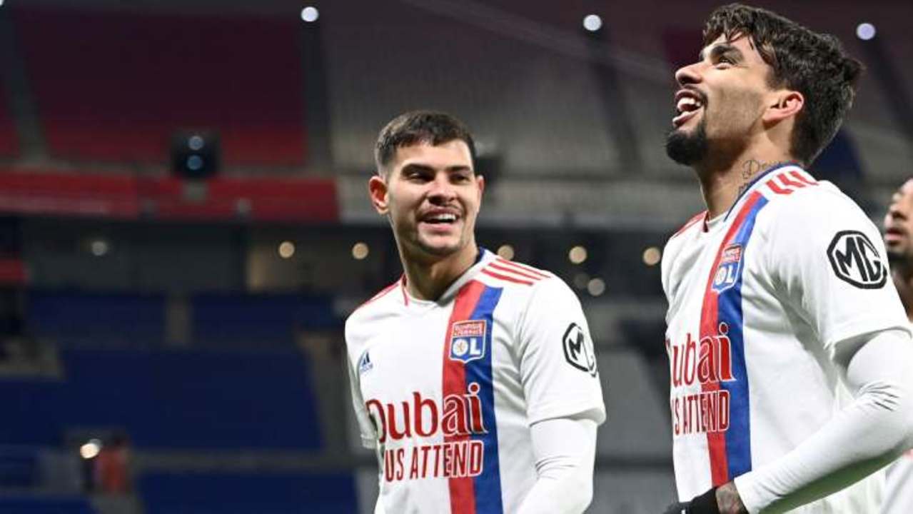 guimares-paqueta-lyon-sourire