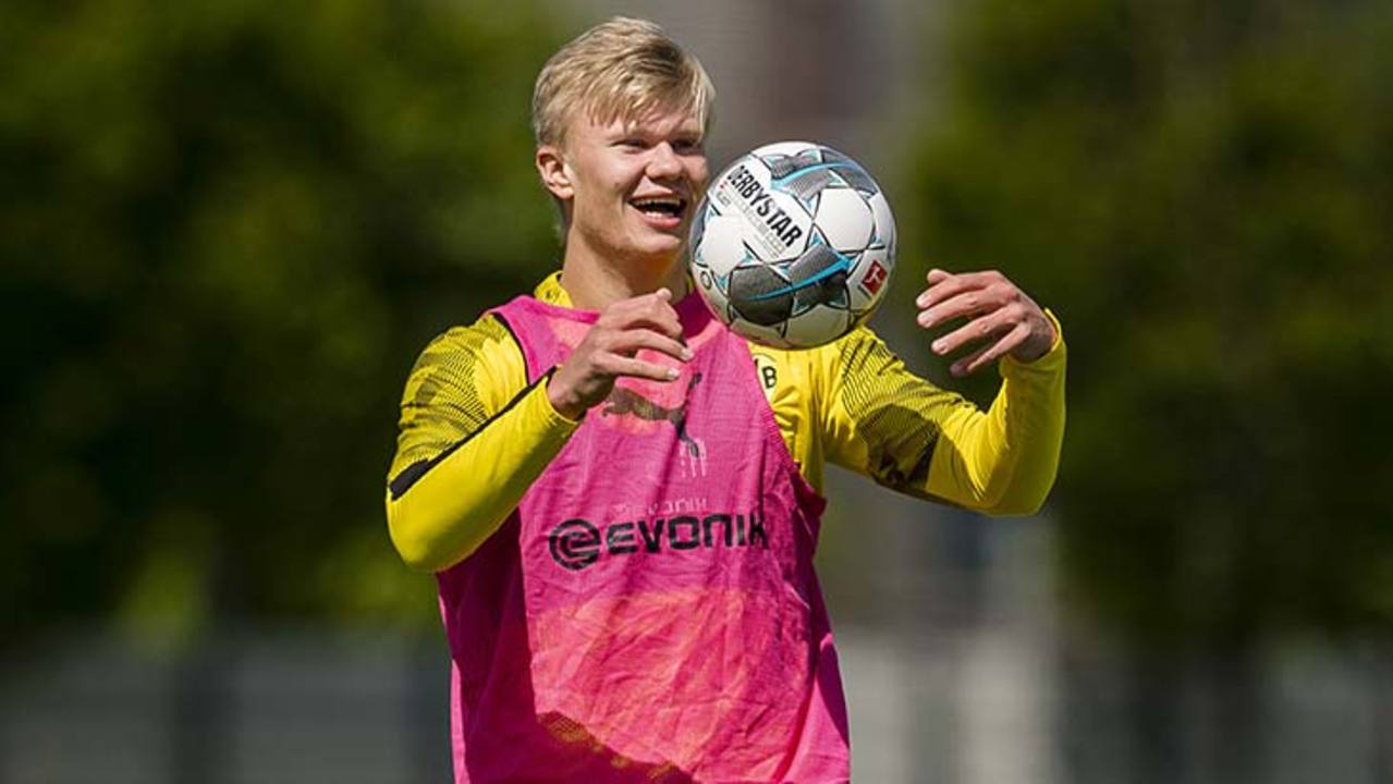 haaland-dortmund-smile-training