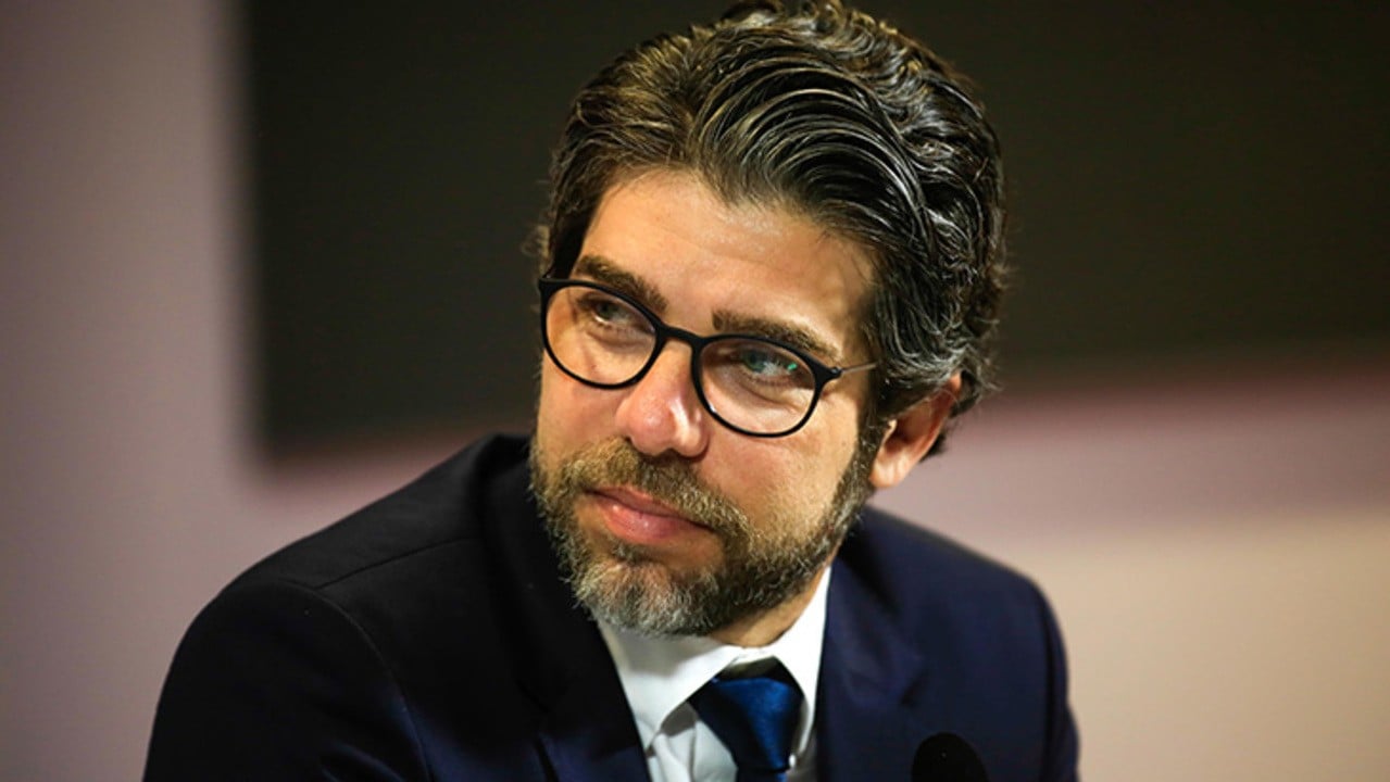 juninho-regard-cote
