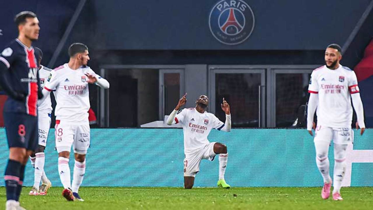 kadewere-psg-ol-celebration