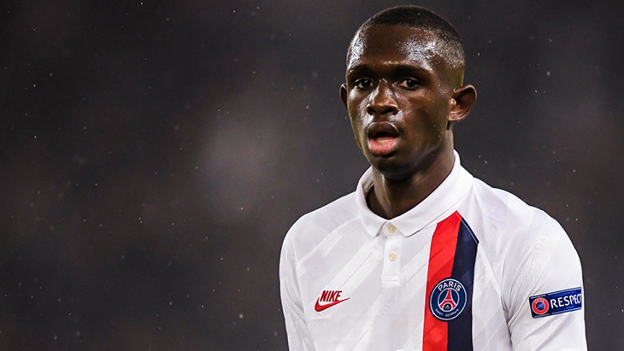 Mercato PSG : Maurice surpris par le choix de Kouassi Mercato PSG : Maurice surpris par le choix de Kouassi
