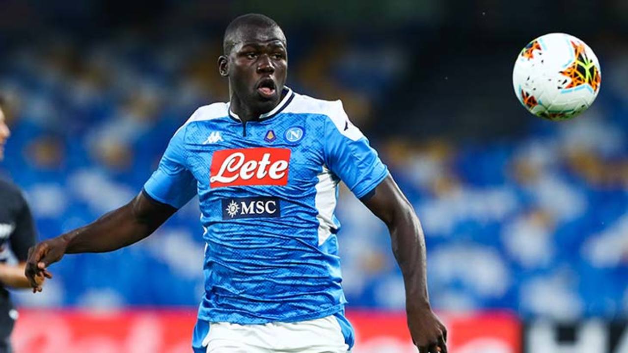 koulibaly-naples-ballon