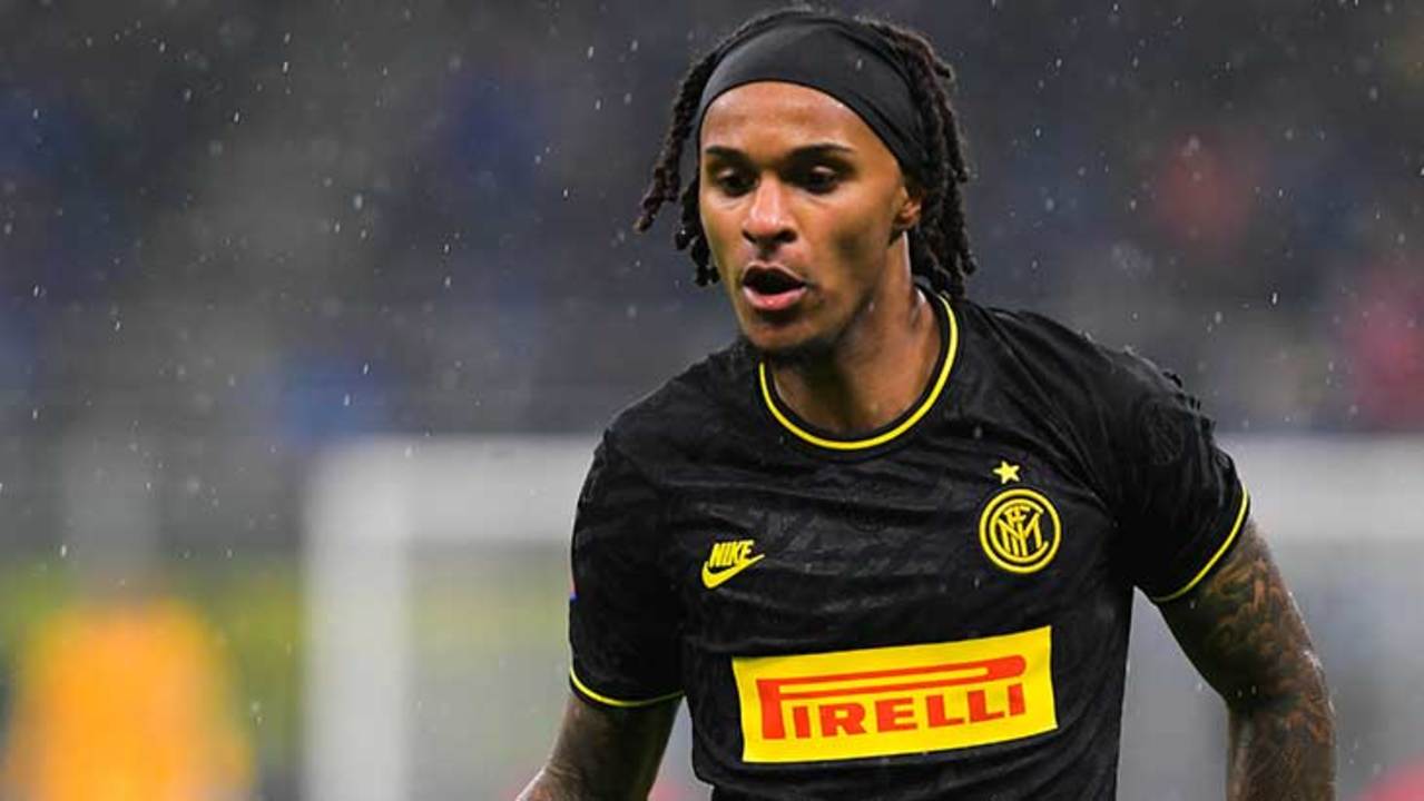 lazaro-inter-maillot-noir