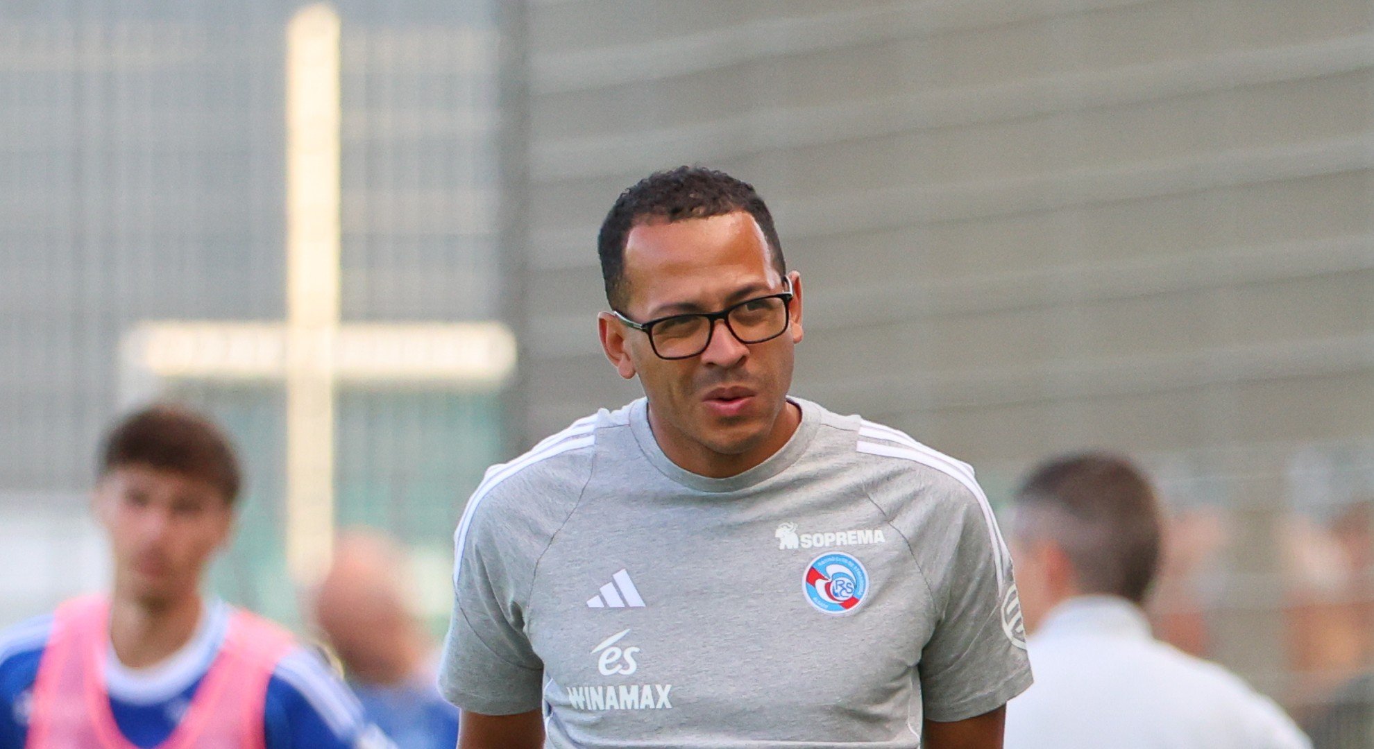 Mercato Strasbourg : Un cadre de Liam Rosenior part au clash avec le RCSA
