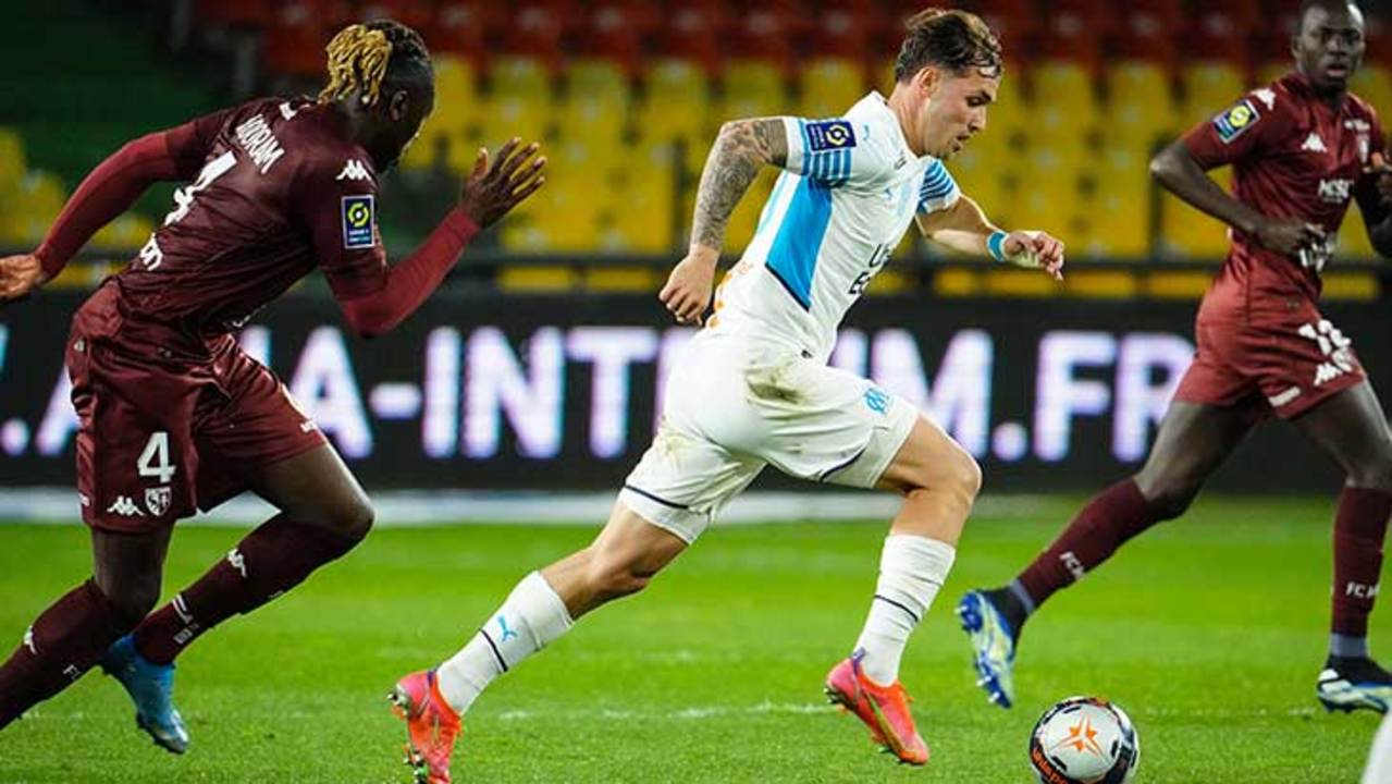 🚨 Mercato OM : Longoria va se faire tacler par un club pour ce latéral droit !