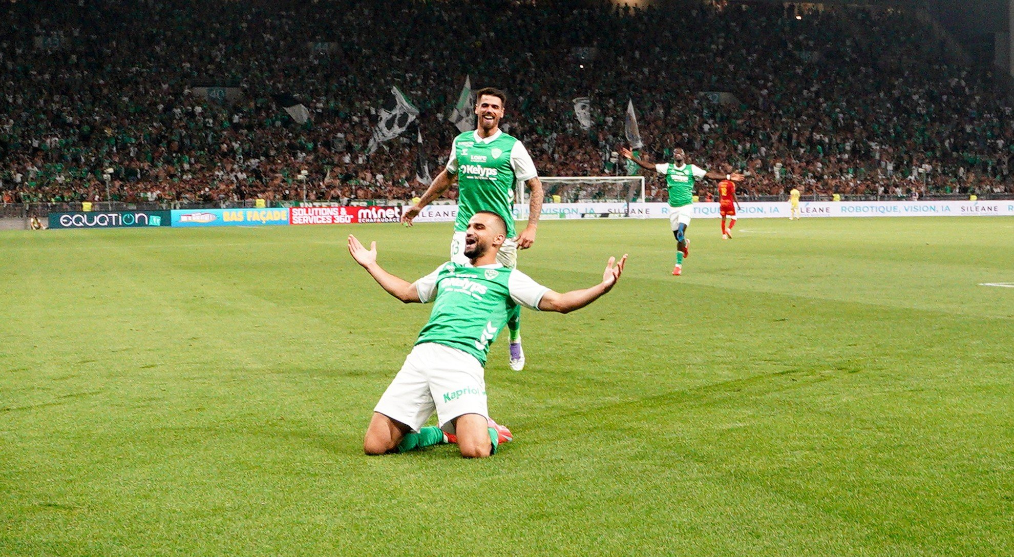 ASSE : Les Verts bien représentés dans le XI du mois d'août en Ligue 2