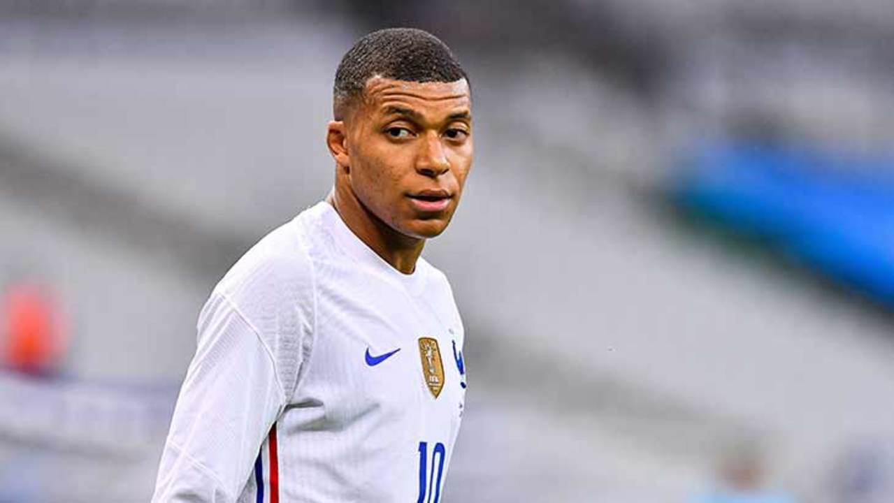 mbappe-blanc-france-bulgarie-new
