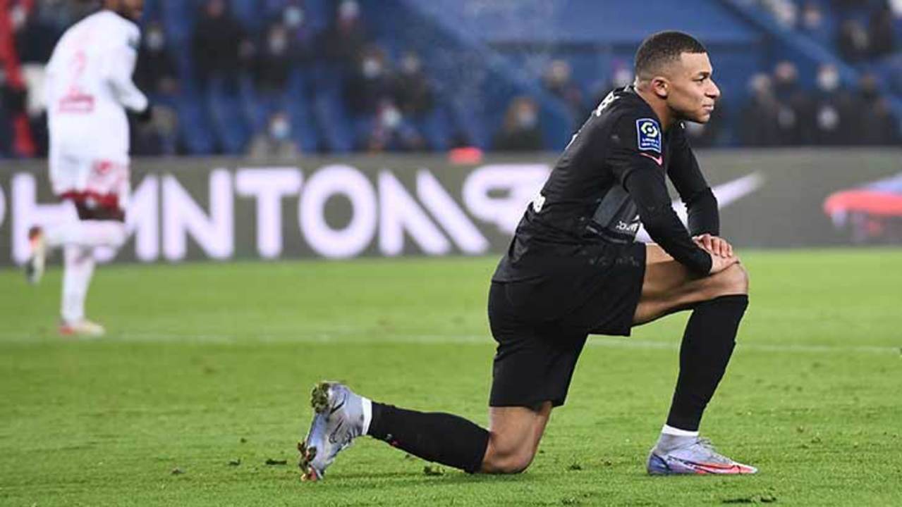 mbappe-genou-psg-brest
