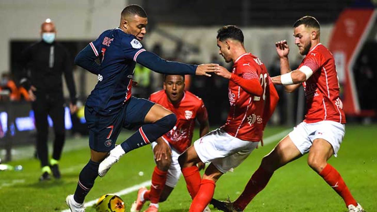 mbappe-nimes-duel