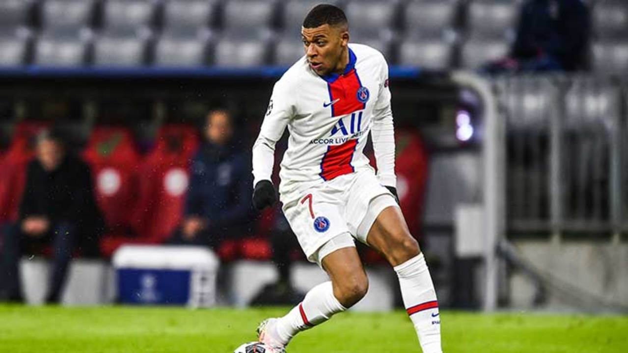 mbappe-psg-bayern-regard
