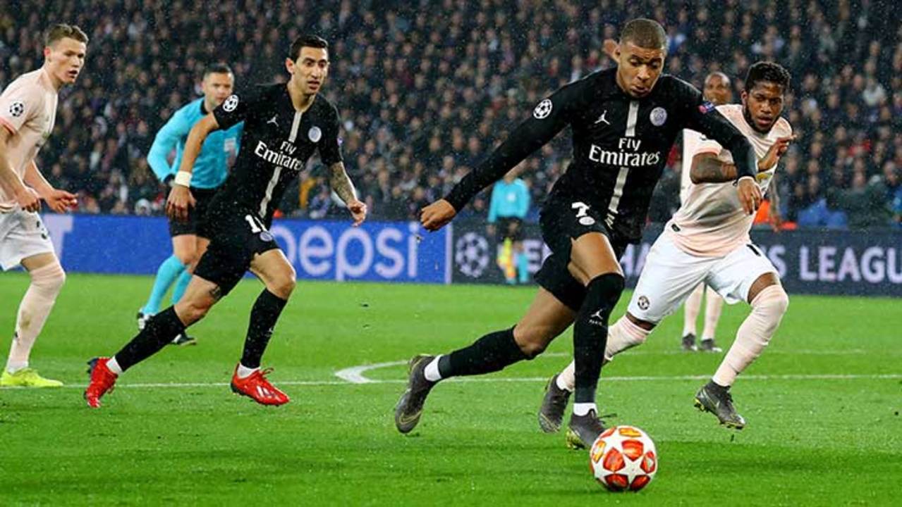 PSG-MU : Danilo titulaire, Cavani remplaçant ? PSG-MU : Danilo titulaire, Cavani remplaçant ?
