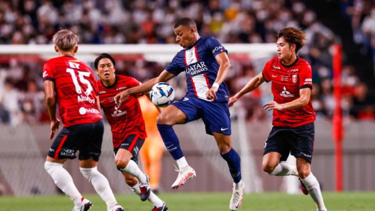 mbappe-psg-urawa-solo