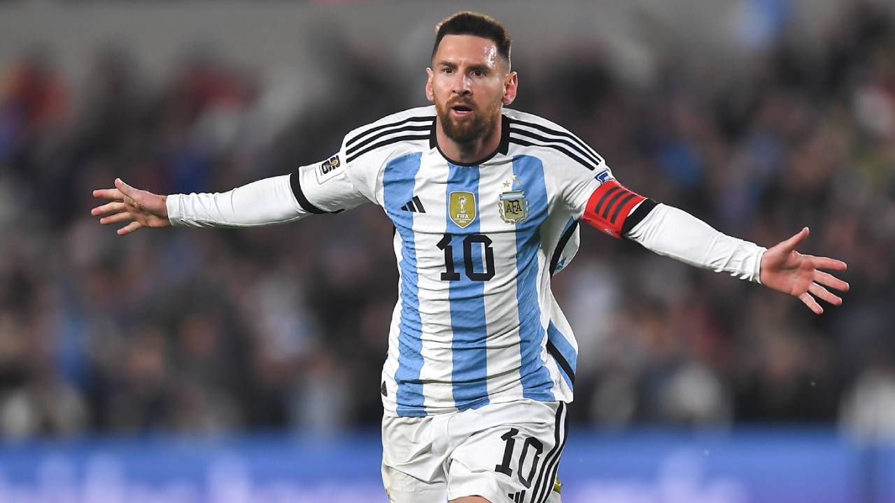 Pérou - Argentine (0-2) : le résumé vidéo avec le doublé record de Messi