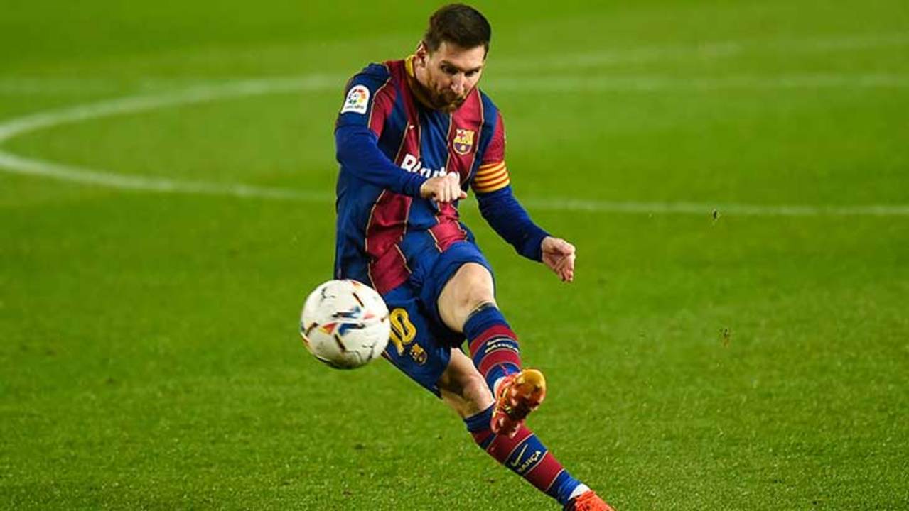 messi-frappe-huesca-barca