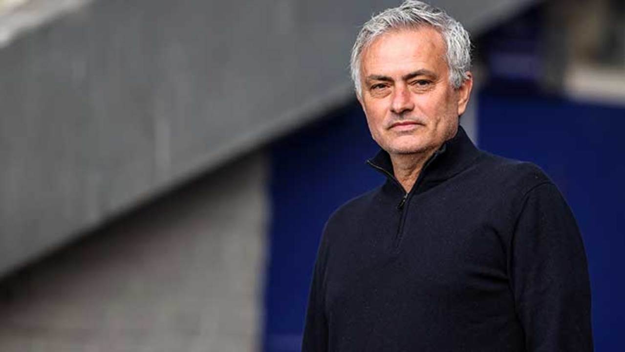 mourinho-tottenham-2021-ne