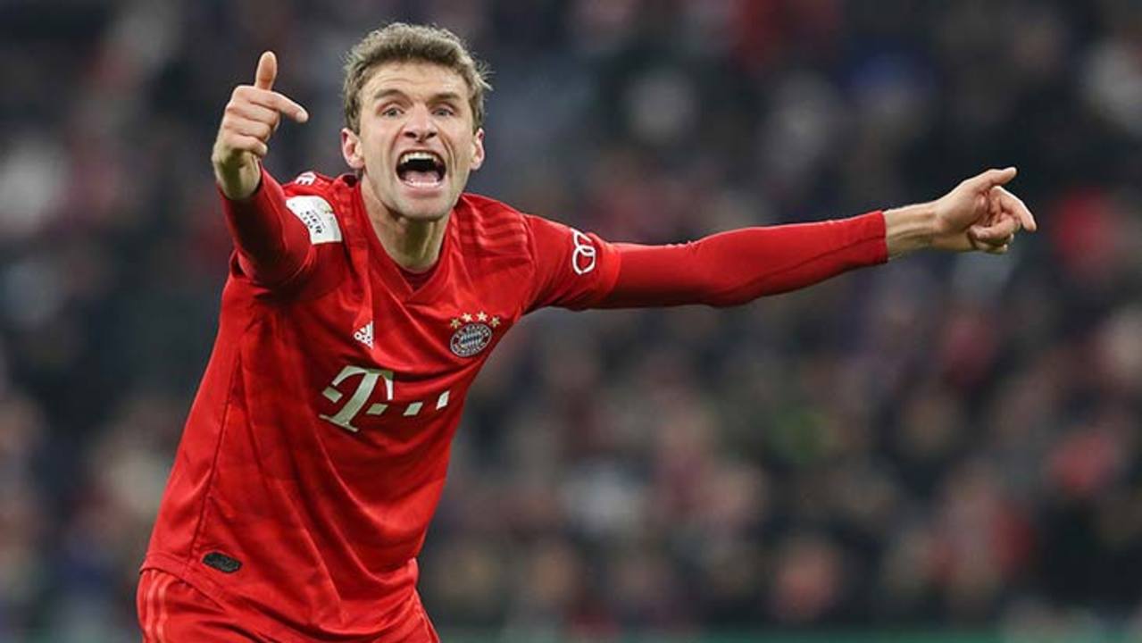 muller-bayern-celebration-rouge