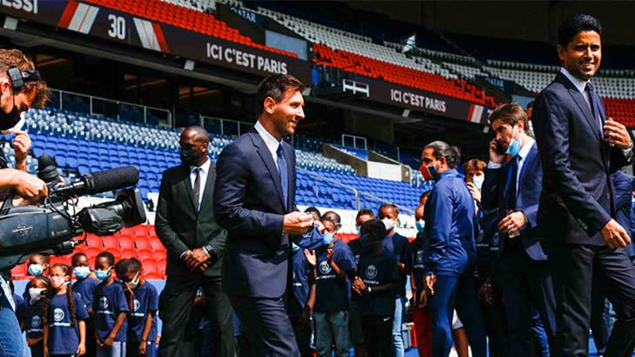🚨. Mercato PSG : Messi présenté au Parc des Princes, suivez tout minute par minute !