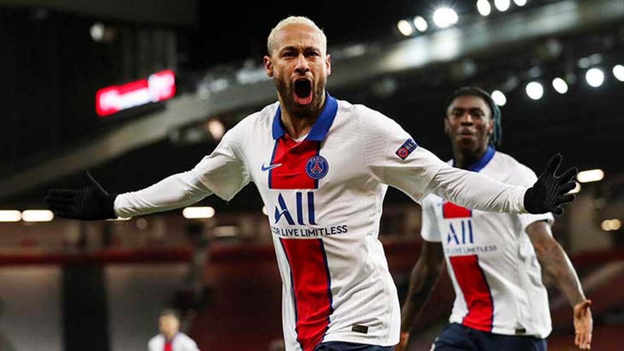 neymar-joie-psg-mu-bras