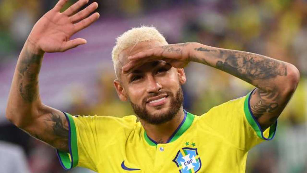 neymar-sourire-salut-coree