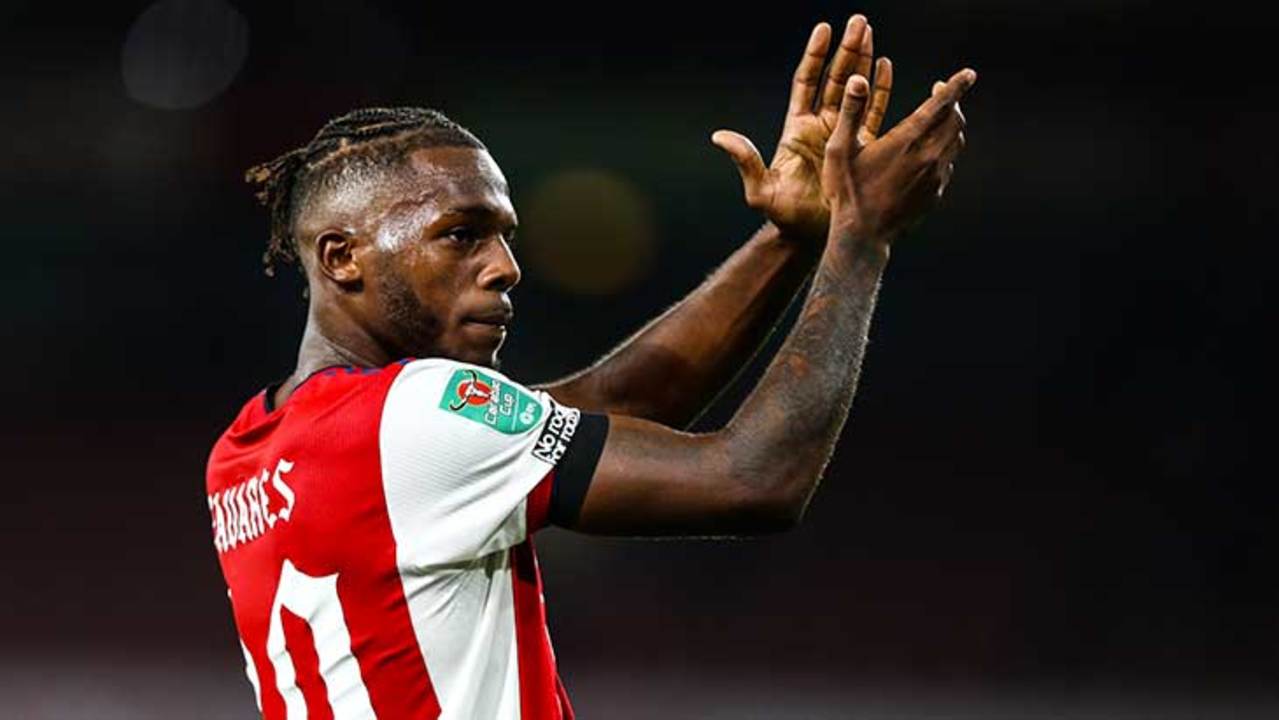 nuno-tavares-arsenal-applaudit