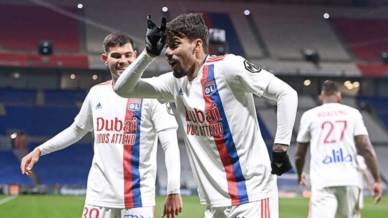 paqueta-ol-psg-celebration