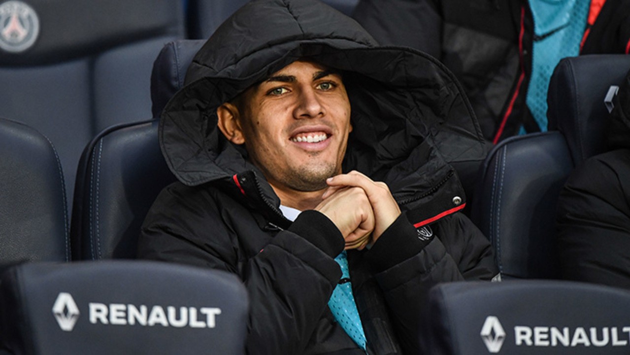 paredes-banc-sourire