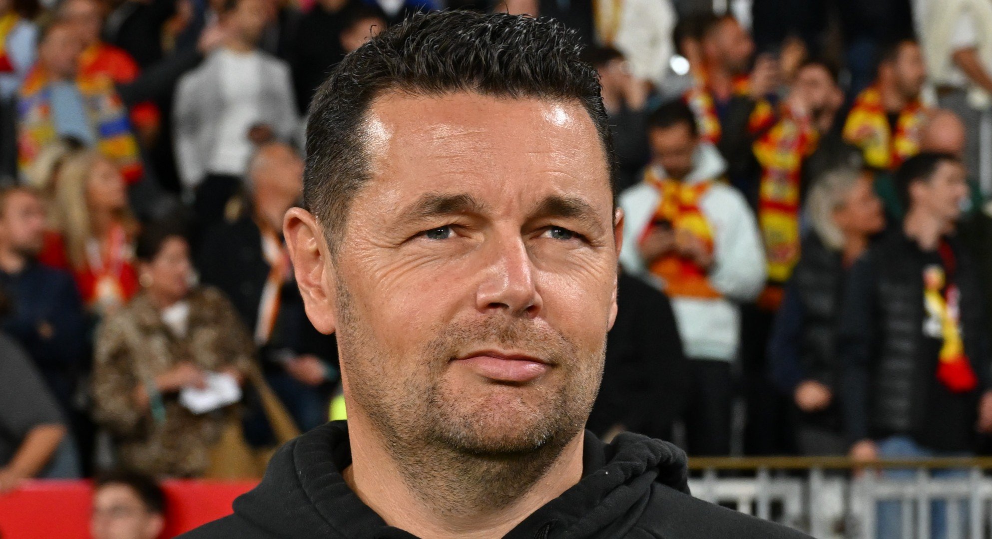 RC Lens : Pierre Sage prévoit un retour surprise face à Lorient