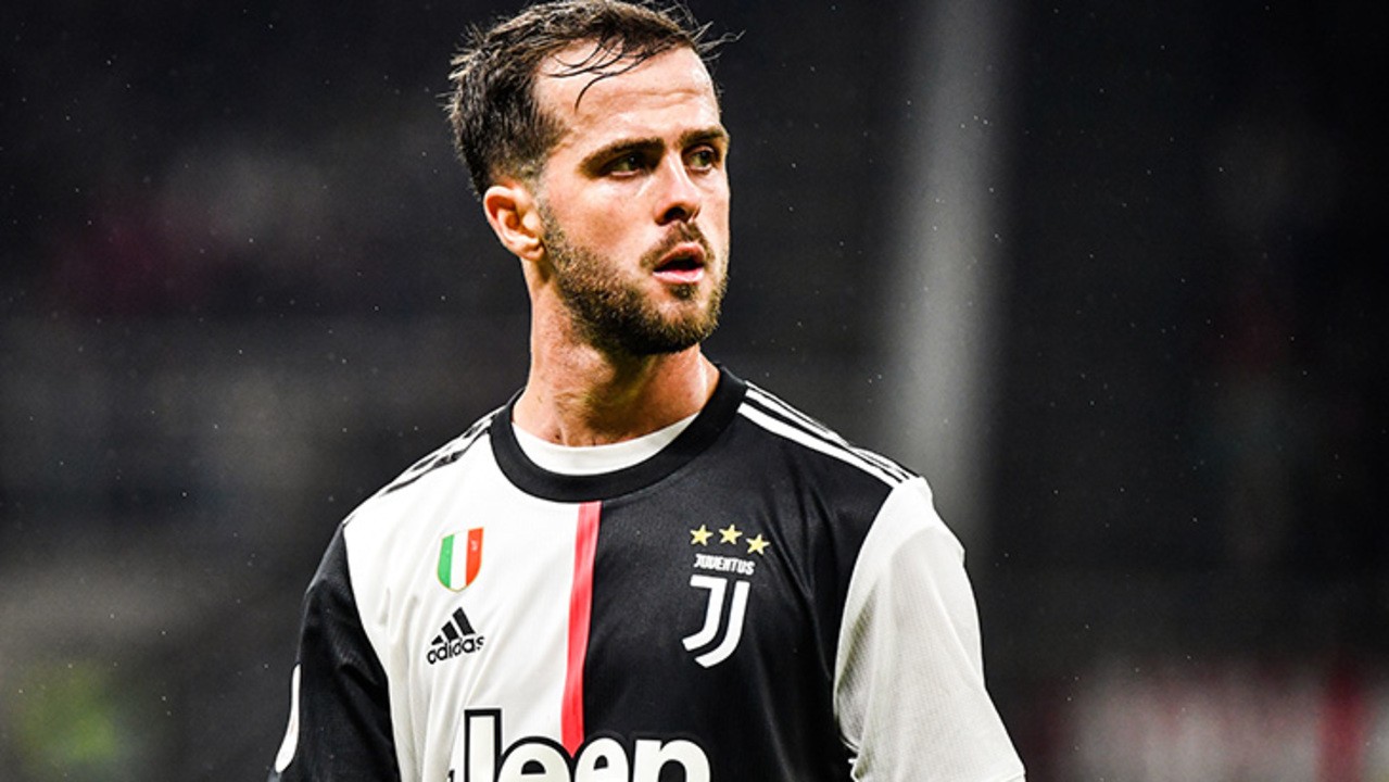 pjanic-juvenuts-zoom