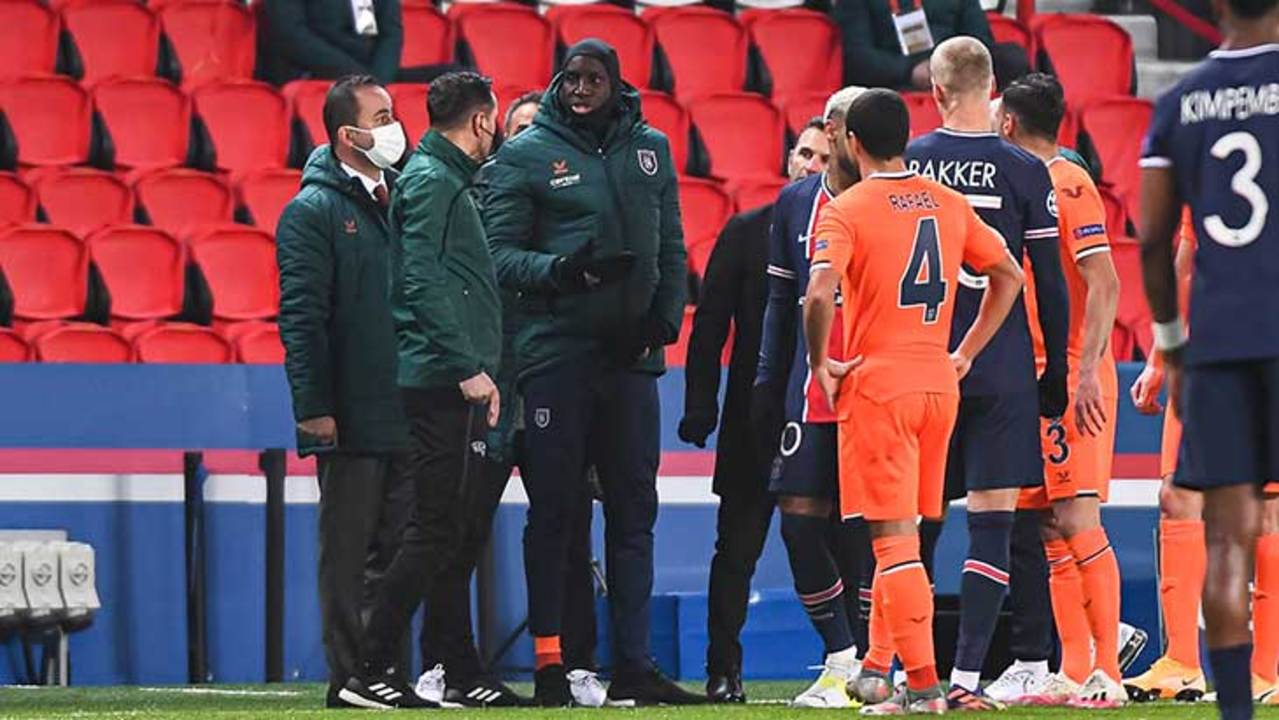psg-istanbul-ba-arbitre