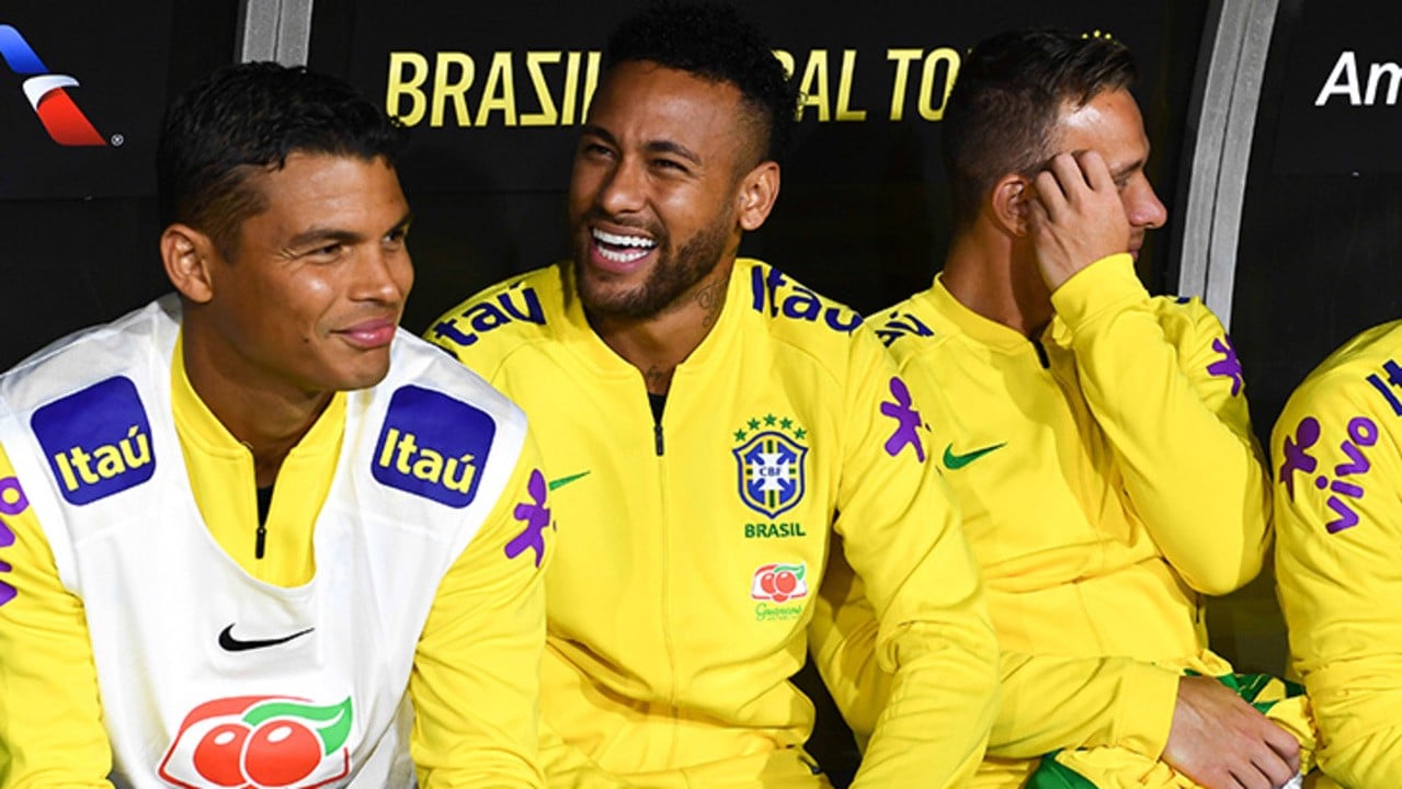 silva-neymar-bresil-sourire