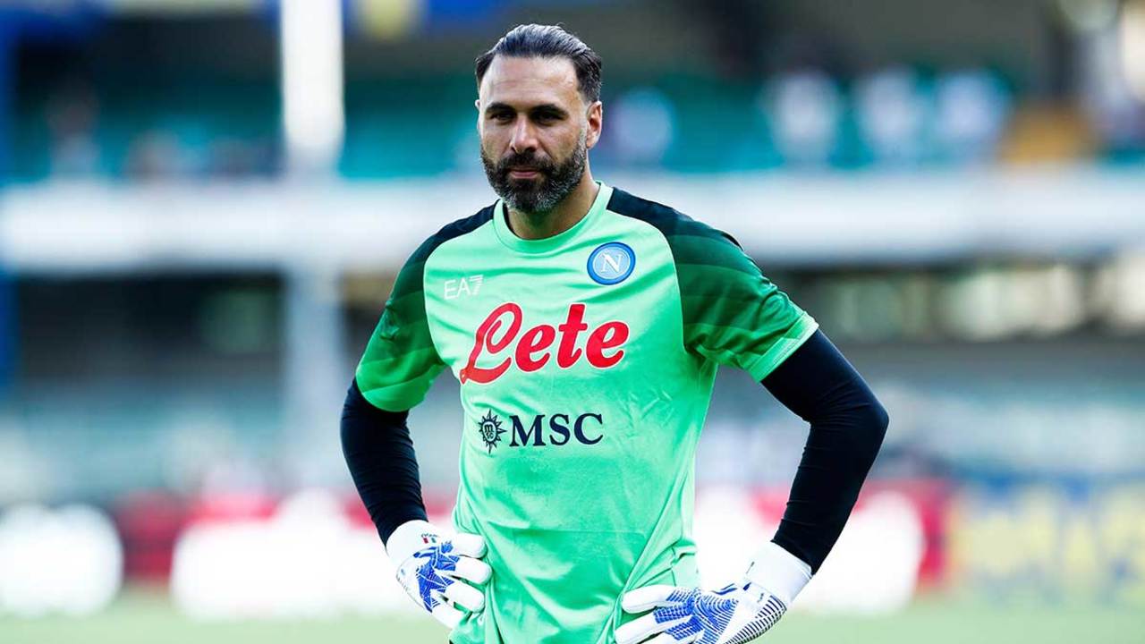Mercato PSG : Sirigu change encore de club (officiel)