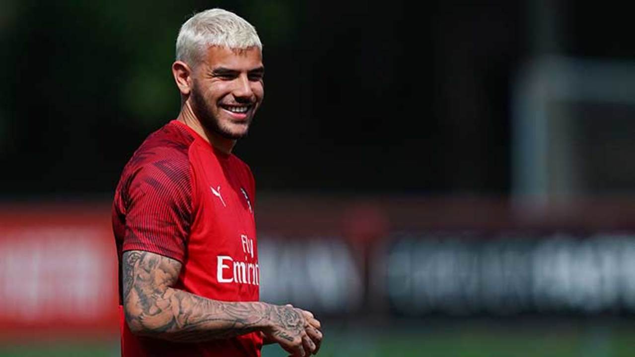 theo-hernandez-sourire