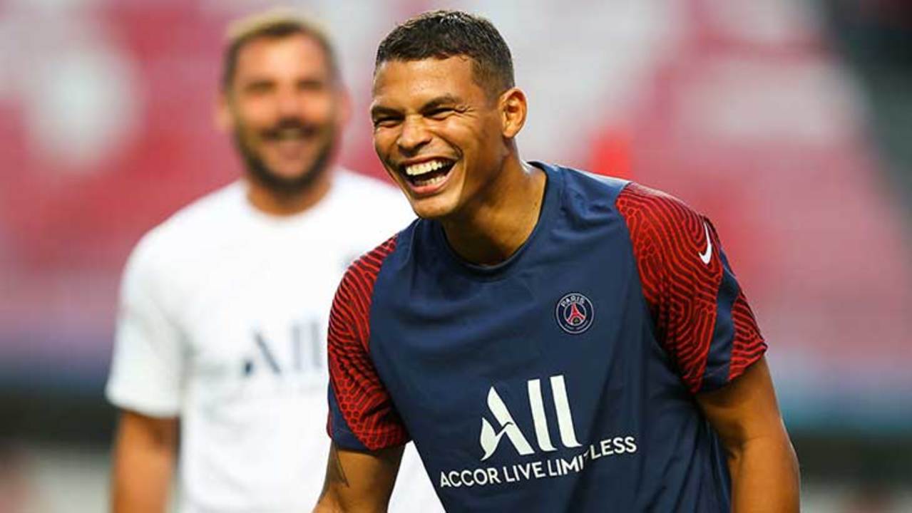 Mercato PSG : c'est officiel pour Thiago Silva à Chelsea Mercato PSG : c'est officiel pour Thiago Silva à Chelsea