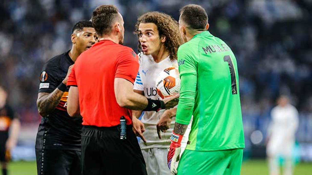 van-aanholt-guendouzi
