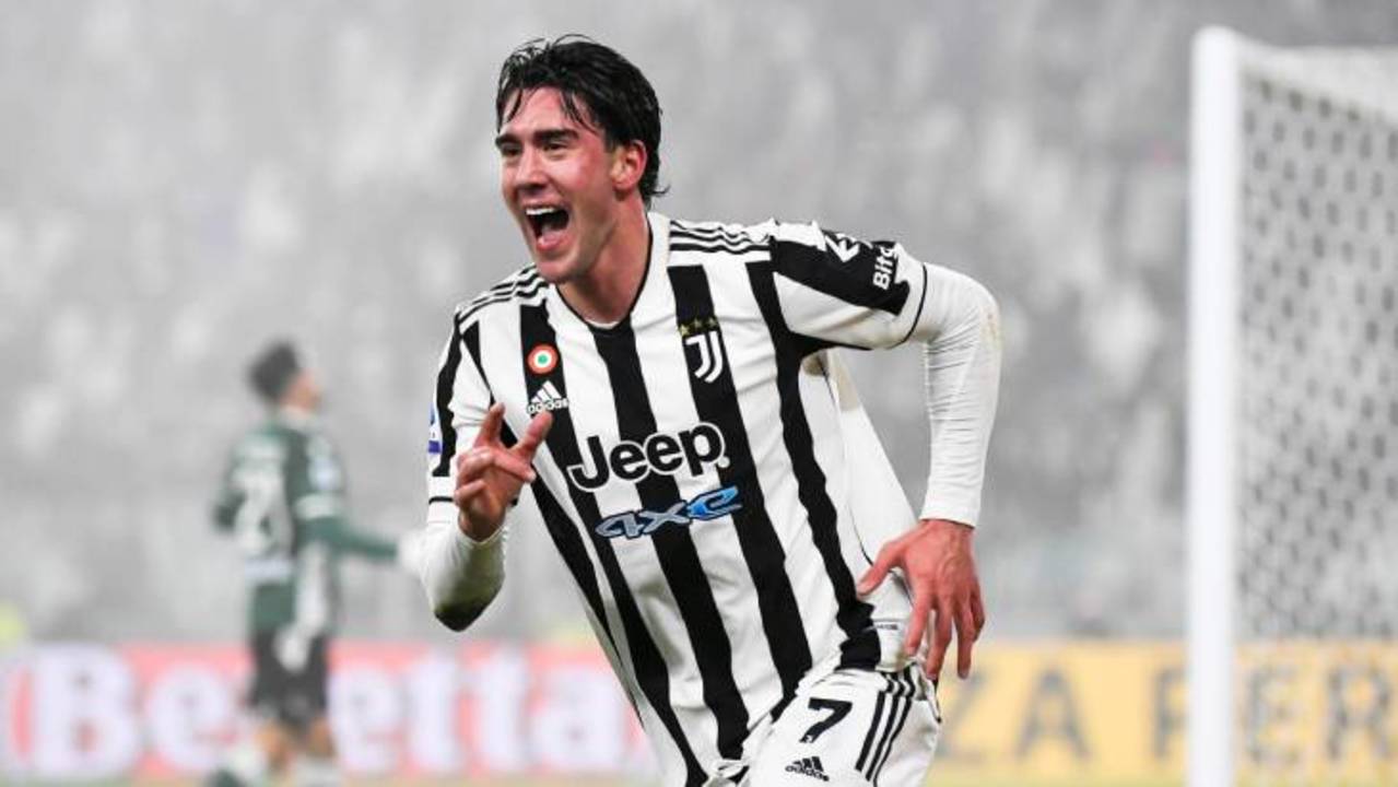 vlahovic-juventus-but