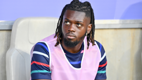 Bradley-Locko-sur-le-banc-de-touche