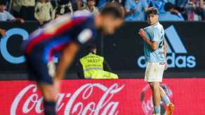Gabri-Veiga-Eté2023-PSG-Naples